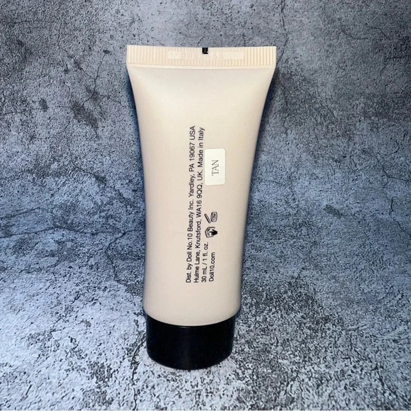 DOLL 10 HYDRAGEL FOUNDATION MEDIUM/FULL COVERAGE FOUNDATION BRAND NEW NEVER USED - Picture 2 of 10